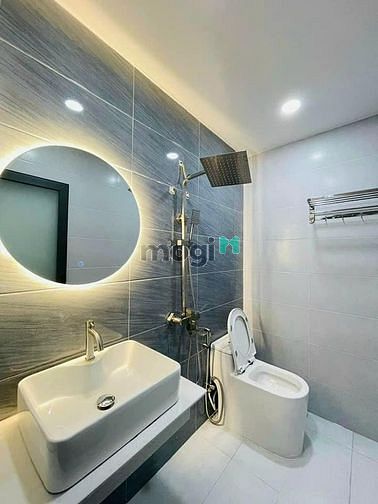 Hình ảnh Dượng Thị Mười 2 tỷ 550 thương lượng !!!