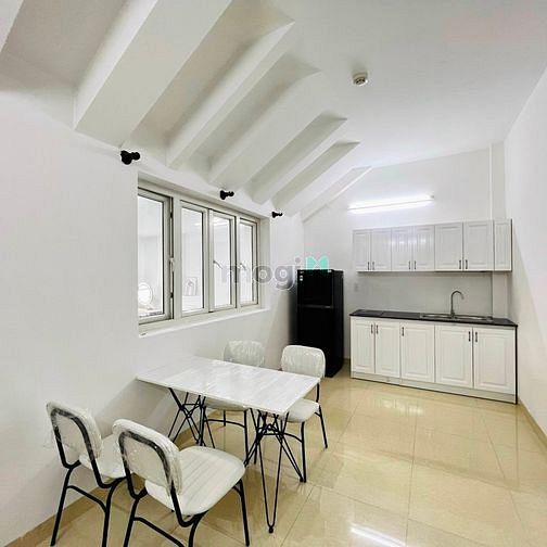 Hình ảnh Studio có vách ngăn, ban công, cửa sổ lớn Quận 7_ gần Lotte, Tdtu,