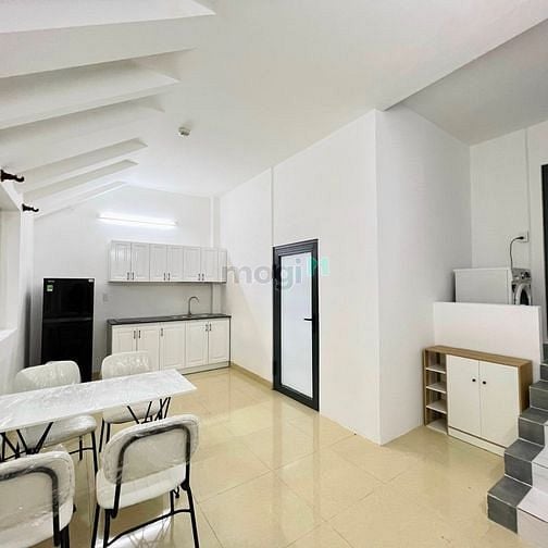 Hình ảnh Studio có vách ngăn, ban công, cửa sổ lớn Quận 7_ gần Lotte, Tdtu,