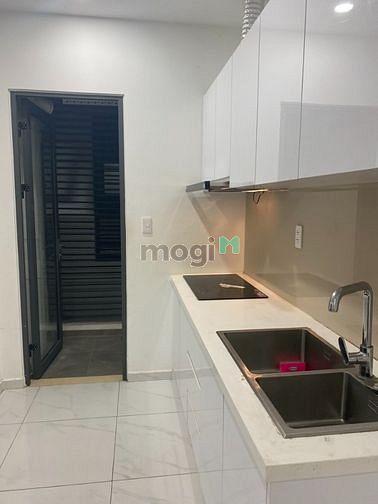 Hình ảnh C/hộ D’Lusso 1PN riêng biệt có ban công thoáng mát, tầng cao – 10,5tr