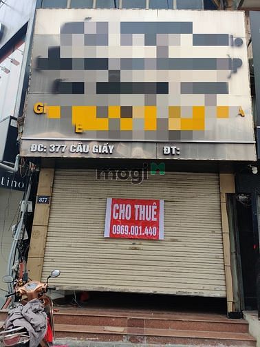Hình ảnh Mặt phố ngã tư sần uất Cầu Giấy
