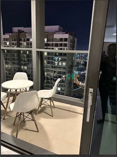 Hình ảnh Vỡ Nợ Bán  CH SAIGON ROYAL , Q. 4, SHR , giá 2 tỷ 100