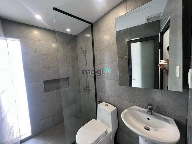 Hình ảnh Sắp trống 2 phòng có gác thoáng mát ở Hồng Hà Tân Bình