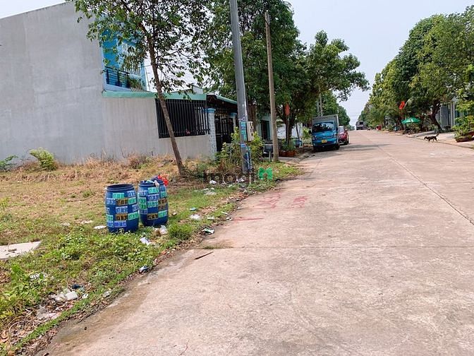 Hình ảnh Trọ mới 300m2 tách 2 dãy 8 phòng và 2 nhà phí trước đang cho thuê kín