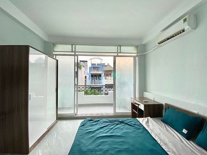 Hình ảnh 1PN banconl lớn 50m2_View thoáng mát_ĐH Luật_Chân Cầu Calmette