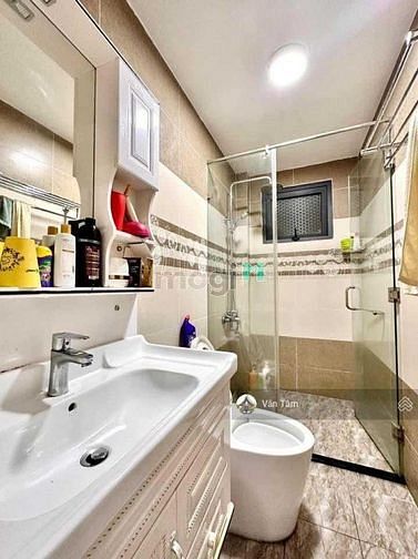 Hình ảnh Siêu phẩm Nhà 5 tầng , diện tích 62.4m2 ( 6.2x12m) , 5 phòng master