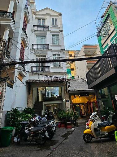 Hình ảnh Studio full nội thất thoáng mát+rộng rãi Cống Quỳnh ,Q1
