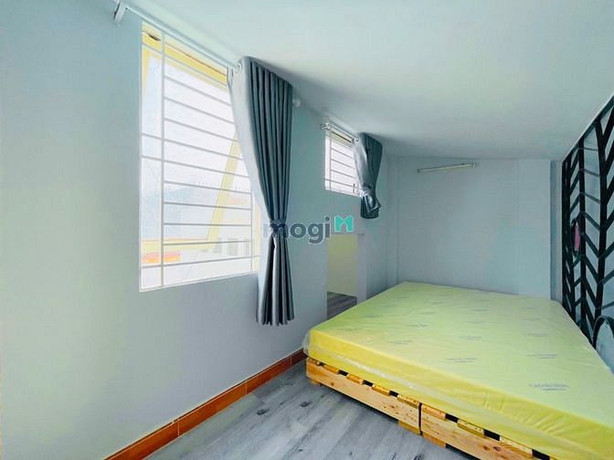 Hình ảnh Duplex full nội thất thoáng mát _có cửa số lớn ở trung tâm Q4