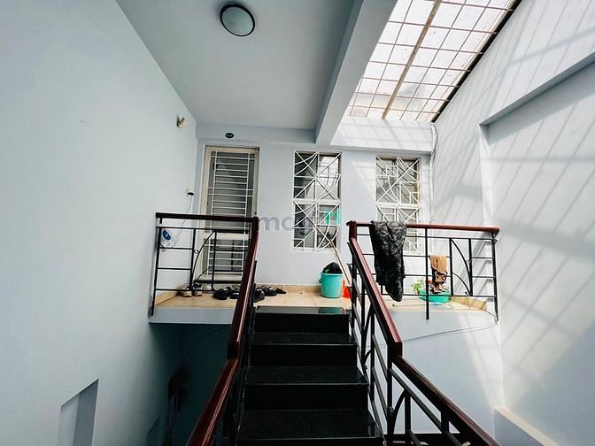 Hình ảnh Duplex full nội thất thoáng mát _có cửa số lớn ở trung tâm Q4
