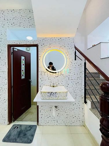 Hình ảnh Siêu phẩm nhà phố PHAN VĂN TRỊ BÌNH THẠNH Diện tích: ngang 3,7m x 10m