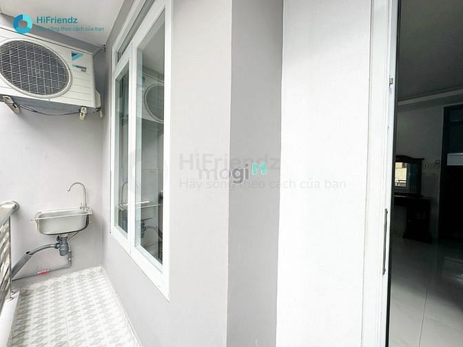 Hình ảnh Studio ban công siu rộng ngay cầu SàiGòn-Giảm mạnh-ÍT CHI PHÍ-NUÔI PET