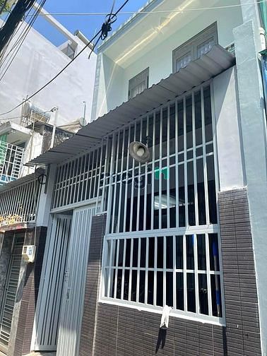 Hình ảnh Li hôn cần bán nhà Lê Sát TPhu, 51m2, 2PN, SHR, 1ty390