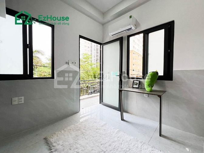 Hình ảnh Cho Thuê CHDV Full Nội Thất Ngay Lạc Long Quân- Giảm 500k tháng đầu