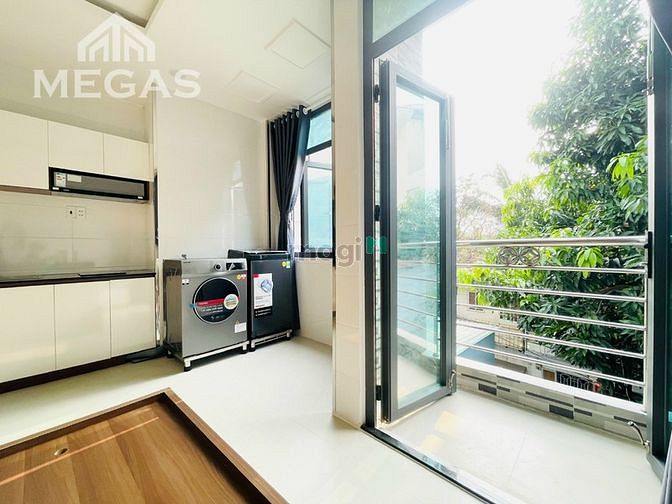 Hình ảnh CHDV Đẳng Cấp Full Nội Thất Thoáng Sáng ngay Lê Đại Hành, Âu Cơ Q11
