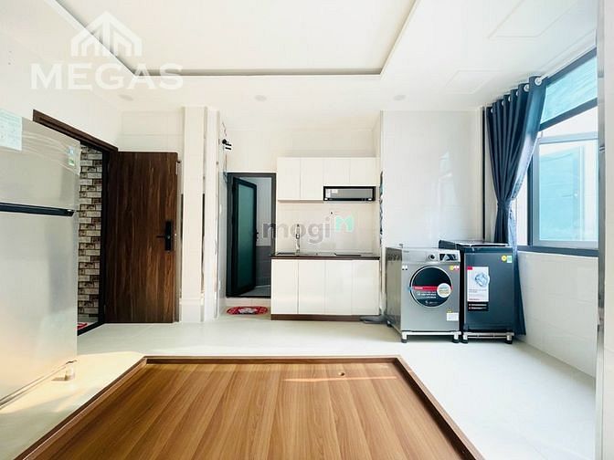 Hình ảnh CHDV Đẳng Cấp Full Nội Thất Thoáng Sáng ngay Lê Đại Hành, Âu Cơ Q11