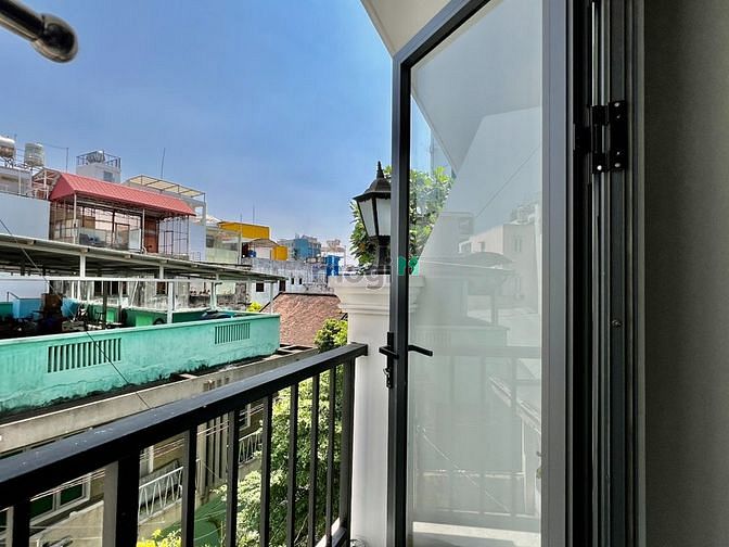 Hình ảnh ✅Mb6623 nạp rút nhanh chóng BAN CÔNG nội thất phong cách khách sạn 5 sao Phan Đăng Lưu