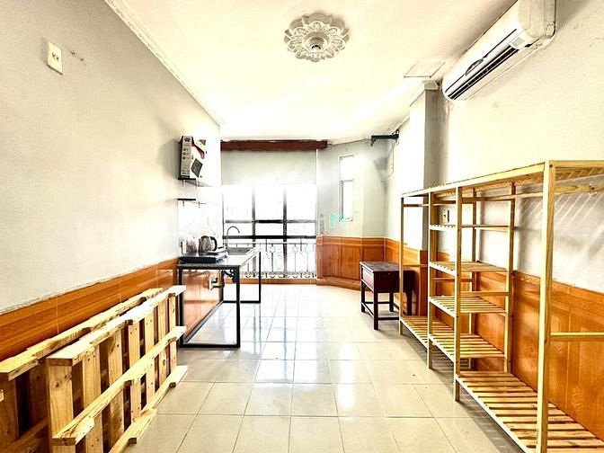 Hình ảnh Phòng Có Nội Thất Cơ Bản Sát Etown