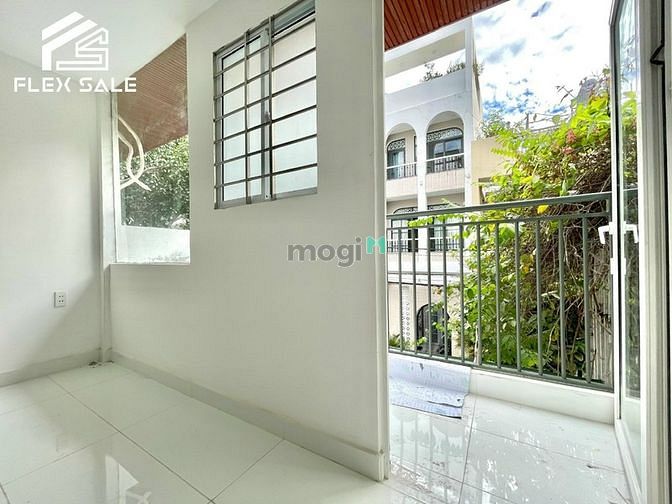 Hình ảnh Gần ĐH Văn Lang Cs3 Ban công cửa sổ thoáng