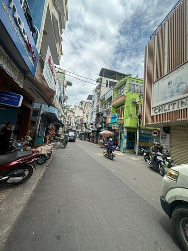 Hình ảnh Cho thuê nhà Mặt Tiền Đường Vườn Chuối, Quận 3