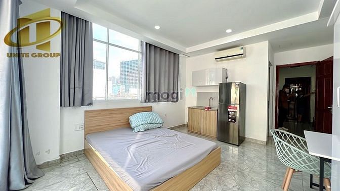 Hình ảnh Cho Thuê Căn Hộ_Có Thang Máy_Đối Diện Bùi Viện_Ban công hoặc cửa sổ