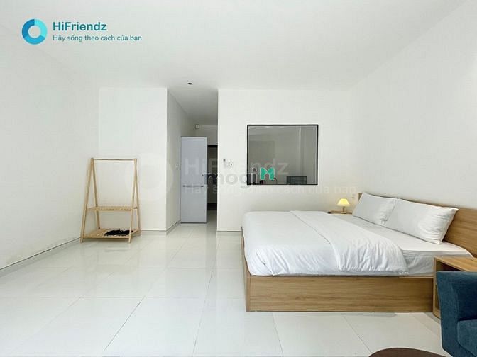 Hình ảnh CHDV mới mẻ - Full nội thất, máy giặt riêng - Có ban công lớn