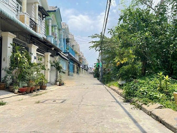Hình ảnh Đất Full thổ cư (5x20m) khu Dân cư Vip Vạn Xuân