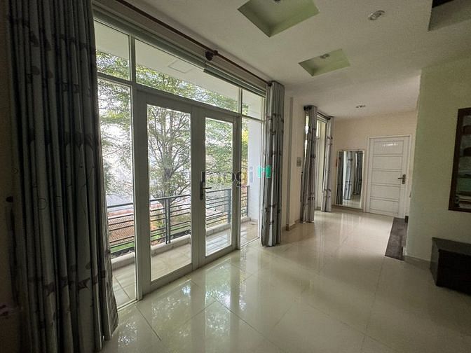 Hình ảnh Bán Gấp căn góc 2MT Đặng Thùy Trâm , 4 tầng ngang 5x20m. Giá 15 tỷ TL