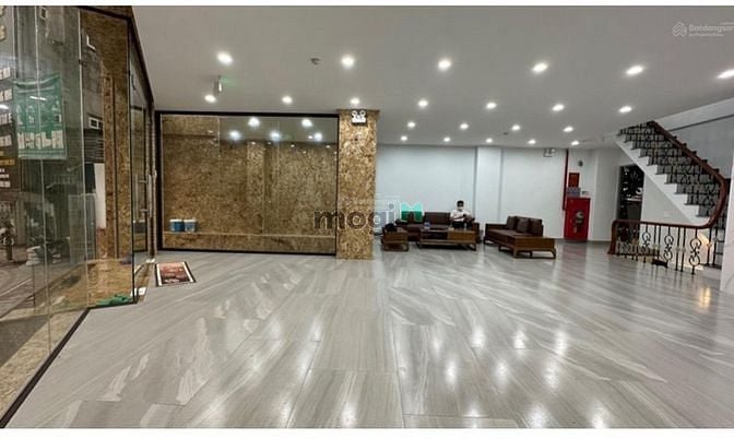 Hình ảnh Cho thuê nhà mặt phố Nguyện Văn Tuyết 100m2 MT 7m