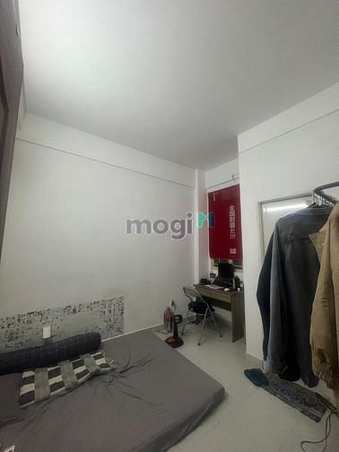 Hình ảnh Không ở nữa nên bán chung cư cũ ngay B1 TRƯỜNG SA Bình Thạnh giá 1t42