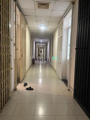 Hình ảnh Không ở nữa nên bán chung cư cũ ngay B1 TRƯỜNG SA Bình Thạnh giá 1t42