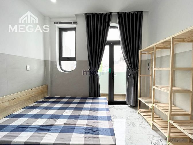 Hình ảnh Cho Thuê CHDV STUDIO Cao Cấp - Ban Công ngay Đầm Sen