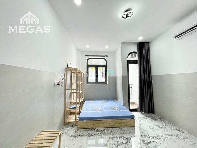 Hình ảnh Cho Thuê CHDV STUDIO Cao Cấp - Ban Công ngay Đầm Sen