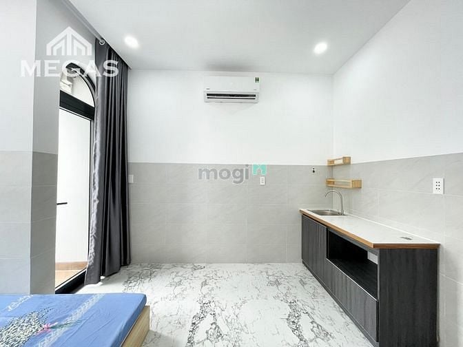 Hình ảnh Cho Thuê CHDV STUDIO Cao Cấp - Ban Công ngay Đầm Sen