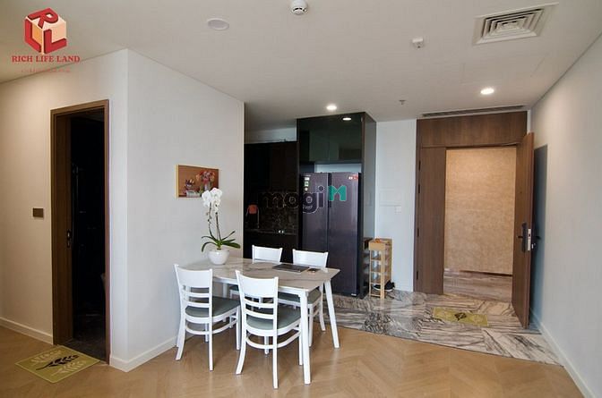 Hình ảnh C/hộ 2PN Lumiere Riverside –full nội thất, tầng trung view hồ giá 26tr