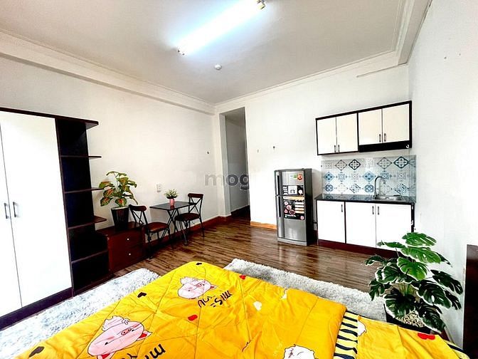 Hình ảnh Studio bancon - Thang máy, nội thất - Đường Cộng Hòa, gần trung tâm