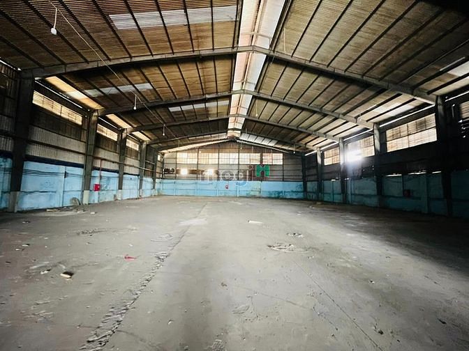 Hình ảnh Bán 1600m kho mặt tiền quốc lộ 1A