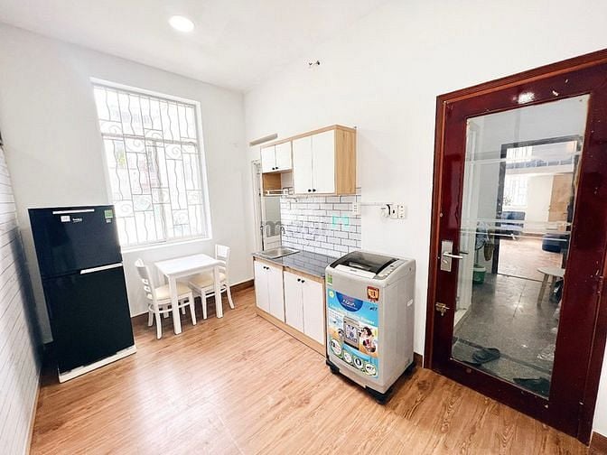 Hình ảnh CHDV giá rẻ ,full nội thất,có cửa sổ 40m2
