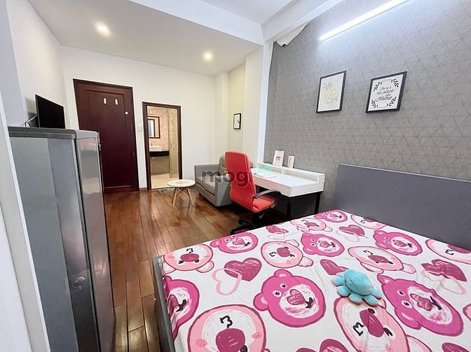 Hình ảnh Studio Full NT đường Tôn Thất Thuyết, Cửa sổ thoáng, Gần cầu Kênh Tẻ