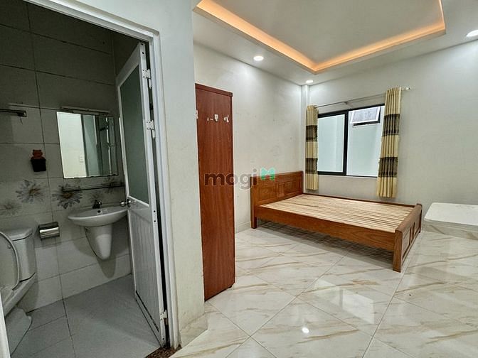 Hình ảnh Phòng cho thuê full nội thất cửa sổ sát cầu chữ y