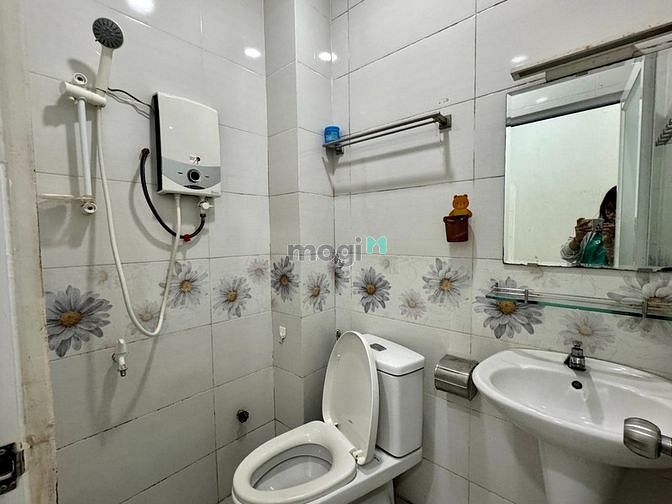 Hình ảnh Phòng cho thuê full nội thất cửa sổ sát cầu chữ y