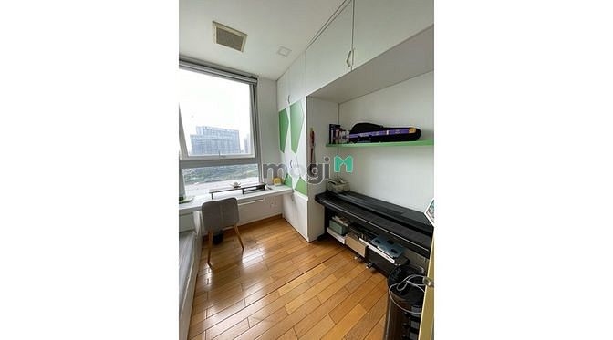 Hình ảnh Cho thuê Trang Chủ MB66.COM / Đăng Ký Tặng 66K Star Hill 87m, 3PN, 2WC, view sông, nội thất cao cấp