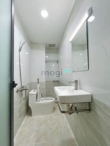 Hình ảnh Căn Hộ Full Nội Thất- Ngay CV Hoàng Văn Thụ Tân Bình ( Máy giặt riêng)