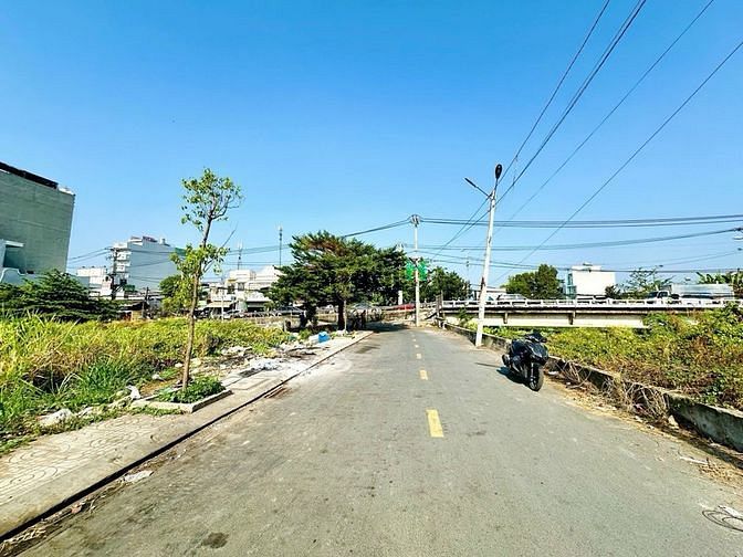 Hình ảnh Bán đất view sông đường hà huy giáp quận 12