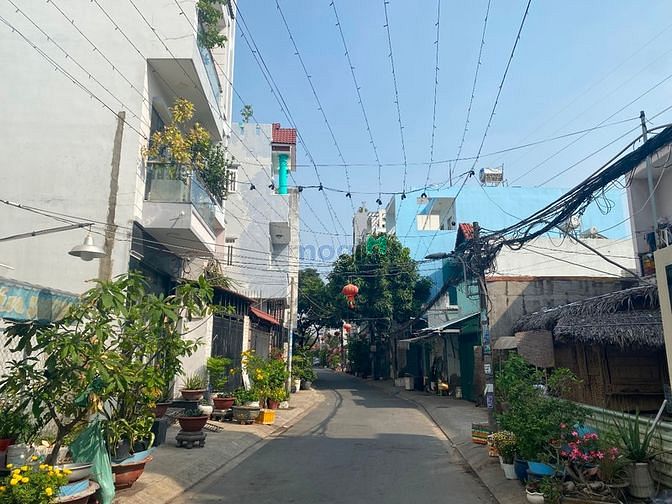 Hình ảnh Gấp Bán Đất Hơn 80m2 - Xe Hơi Quay Đầu - Cạnh Nam Long Q7- 4 Tỷ Bé
