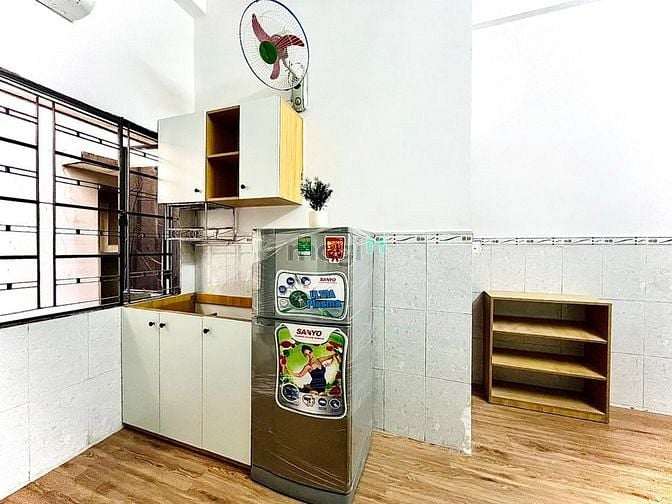 Hình ảnh Cho thuê Trang Chủ MB66.COM / Đăng Ký Tặng 66K có ban công Quận 10 gần Vạn Hạnh Mall