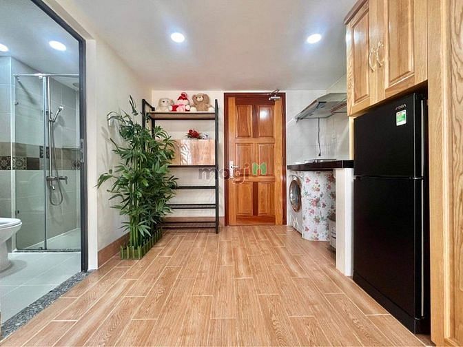 Hình ảnh Siêu phẩm Duplex ban công,full nội thất ngay CMT8, Đ.3/2,Vạn Hạnh Mall