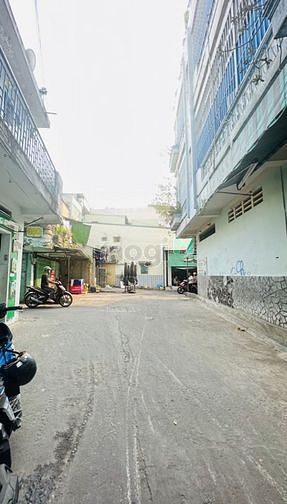 Hình ảnh Tân Bình, Phường 10,  3 tầng, 48m2, hẻm xe hơi an ninh, giá 5 tỷ hơn