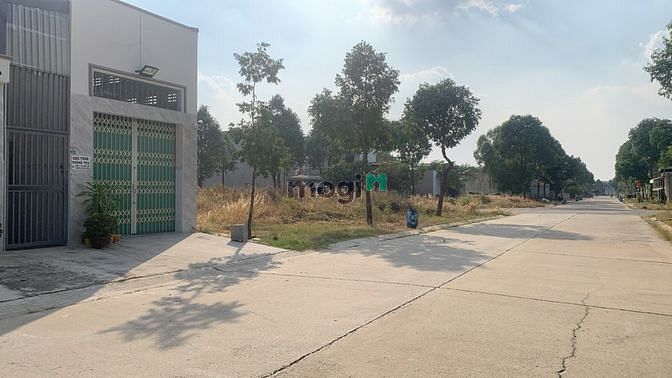 Hình ảnh Chính chủ cần bán nhanh 150m², đường DL15 khu đô thị và công nghiệp, M