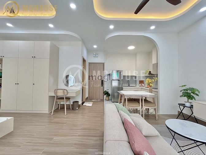 Hình ảnh Cho thuê CH 1PN bancol/studio master Luxury trong khu biệt thự An Phú