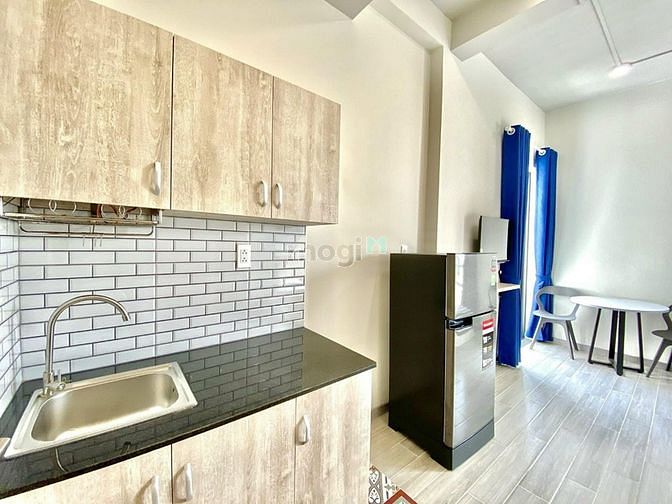 Hình ảnh CĂN HỘ Full Nội Thất, BALCON, gần CV Lê Văn Tám